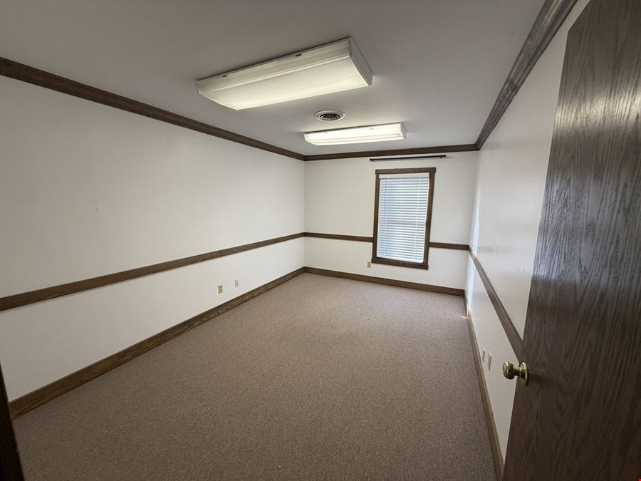 4656 Executive Dr, Suite 200