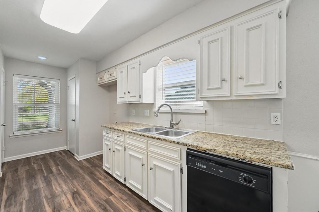 4,079 Flex Space for Lease