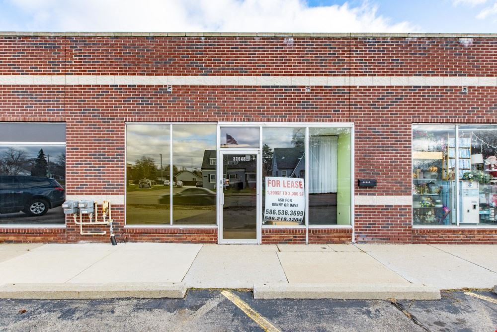 32008-32056 Utica Rd