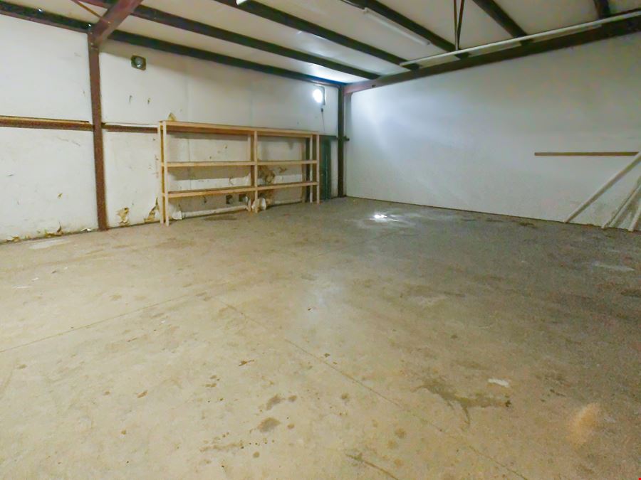 Metro Warehouse, Suite F