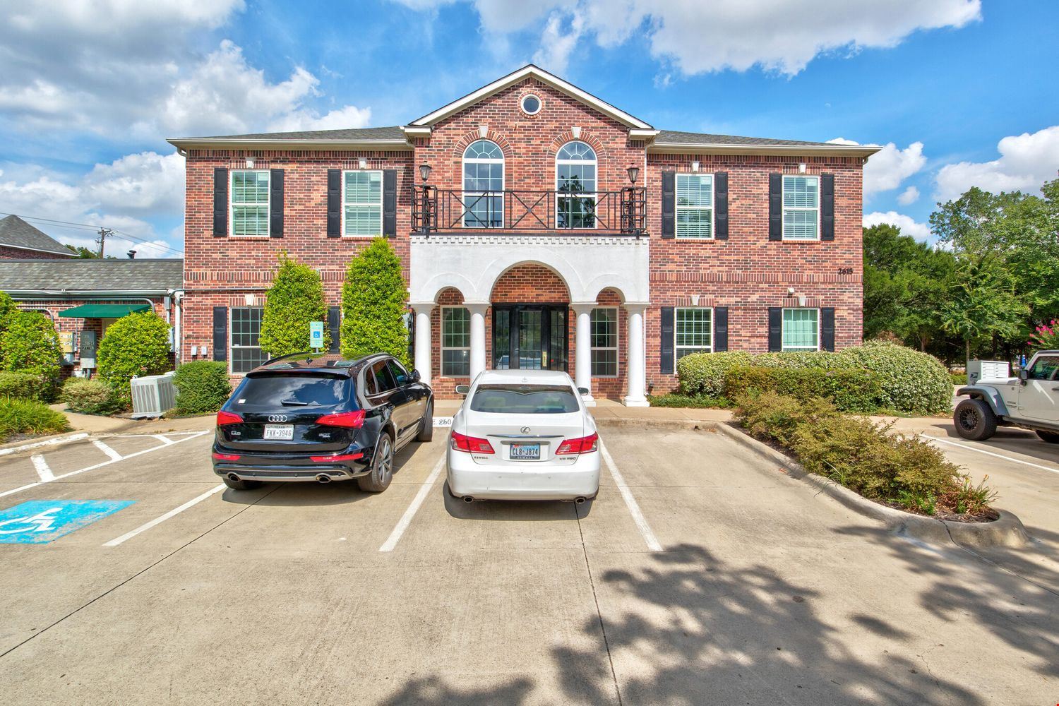 2615 E Southlake Blvd