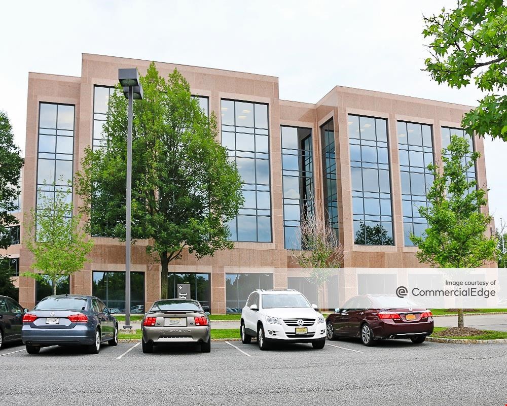 Park Avenue at Morris County - 100 Campus Drive