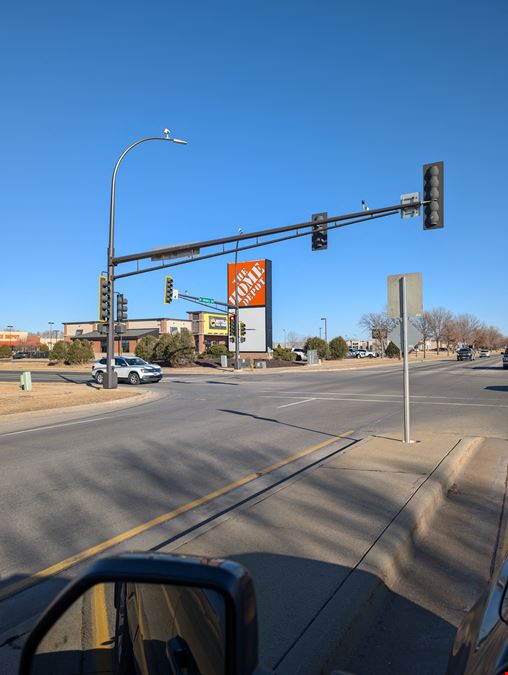 1720 Premier Dr