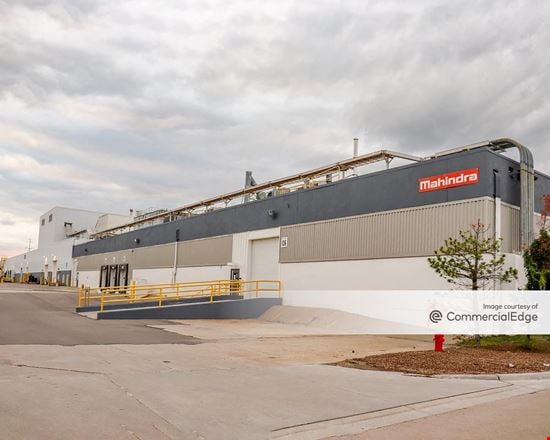Preview of Industrial space for Rent at 660 South Blvd East