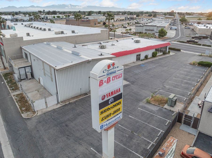 I-15 freeway showroom