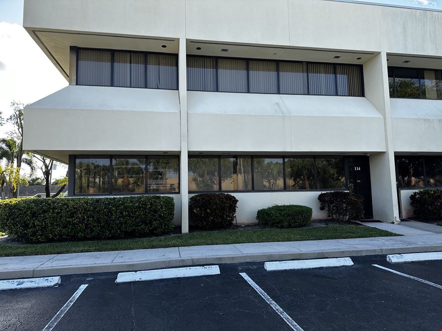 2932 SF Professional and Medical Office Space