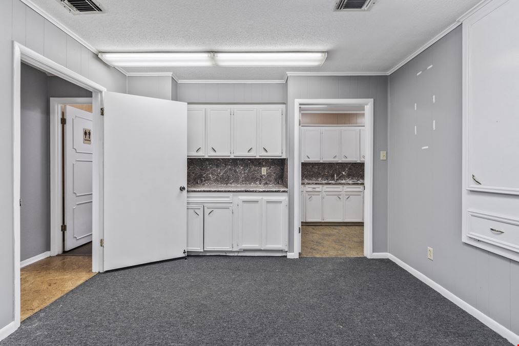 Medical/Office Suite for Lease – 1,314 Sq. Ft.