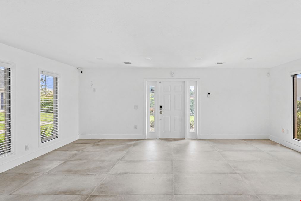 2878 South Osceola Avenue, Unit 5E