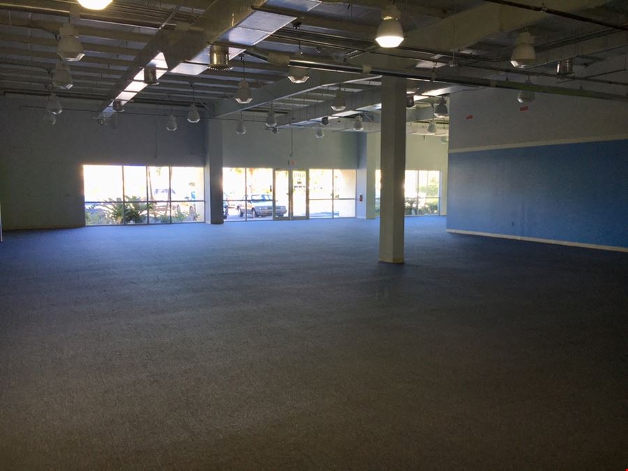 4500sf Office / Retail For Lease