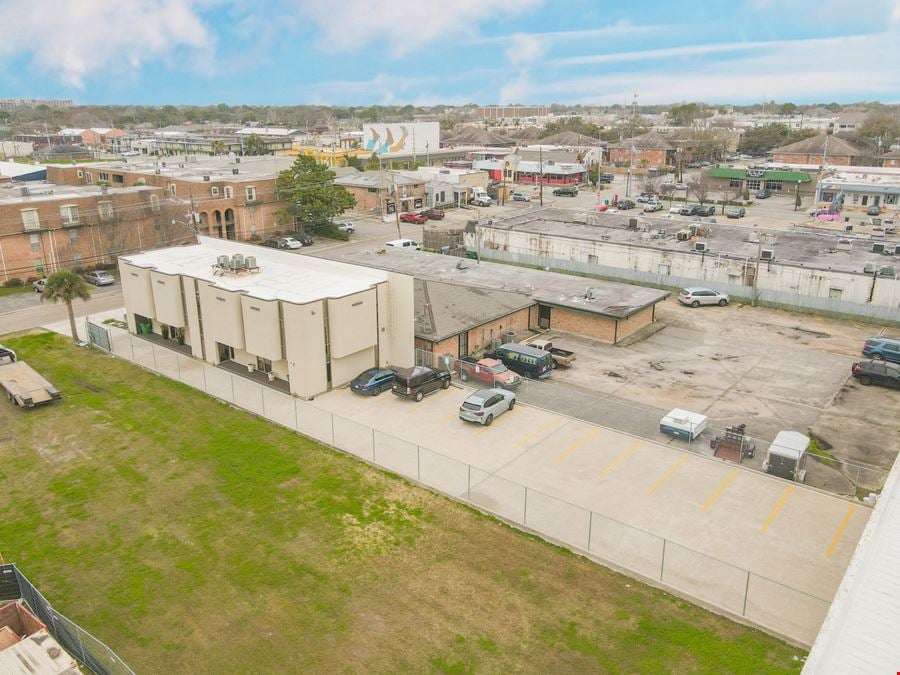 Second Floor Office Suite in Metairie