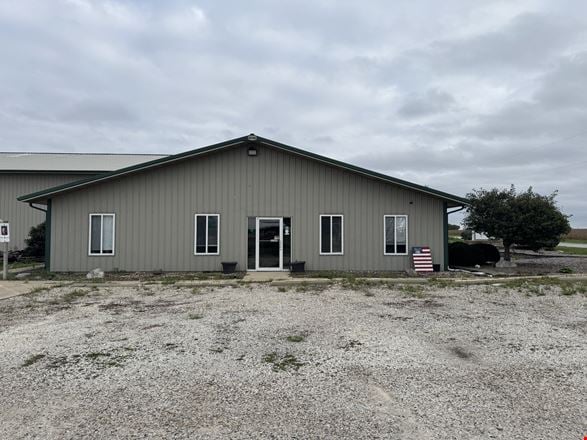 Preview of Industrial space for Rent at 1069 County Road 900 E