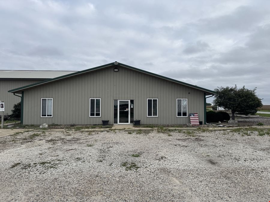 1069 County Road 900 E