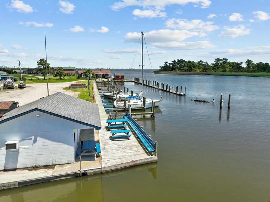 Big Trout Marina - RV Park & Cafe - 7 + Acre Waterfront Property