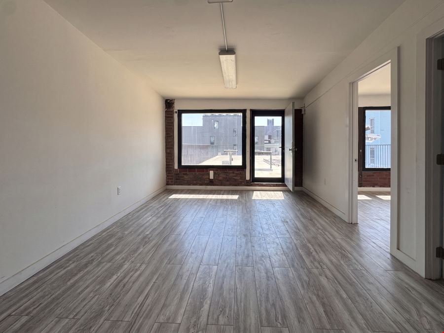 236 Johnson Avenue | East Williamsburg Private 3rd Floor Walk-Up Office for Lease