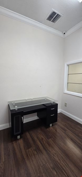 Retail-Office For Lease on SR 52