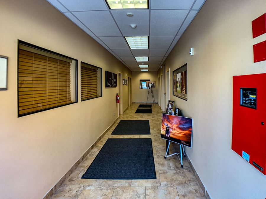 1515 Golf Course Rd. SE