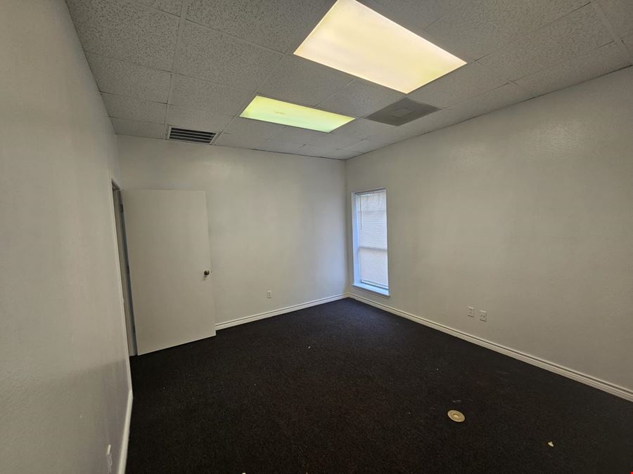 14721 Pebble Bend