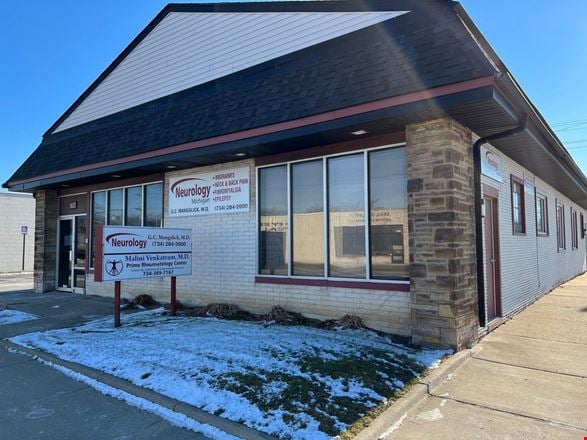 Preview of Office space for Rent at 1623 Ford Ave