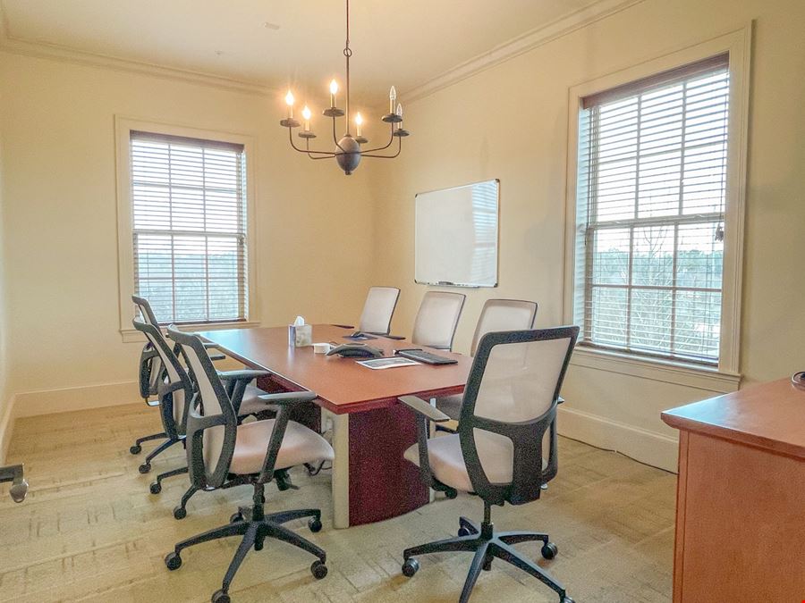 First-Class Executive Office Suites in the Village at Willow Grove