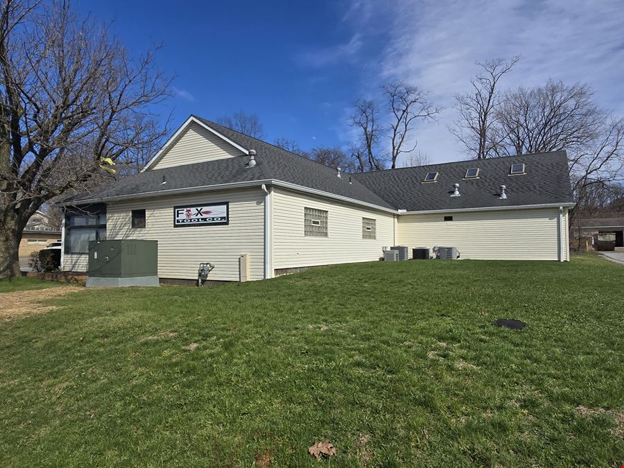 1471 Main Street