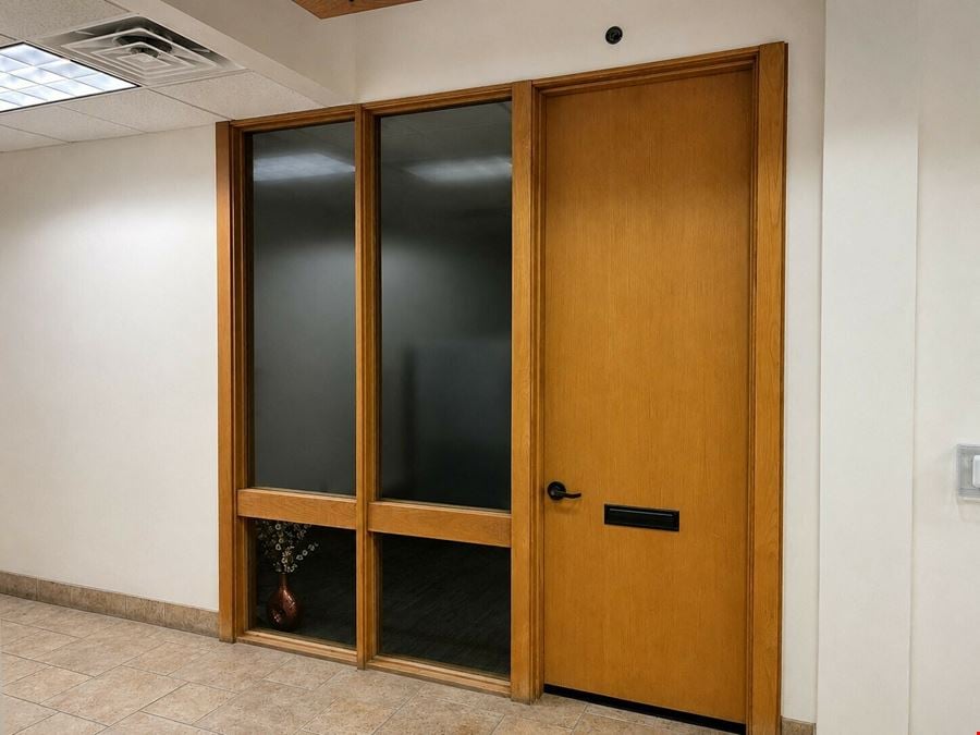 309 West Main Street, Ste 131 & 135, Visalia CA Executive Offices