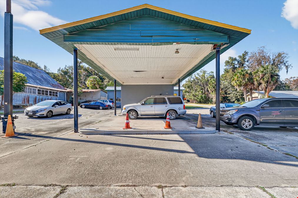 20700 9 St
