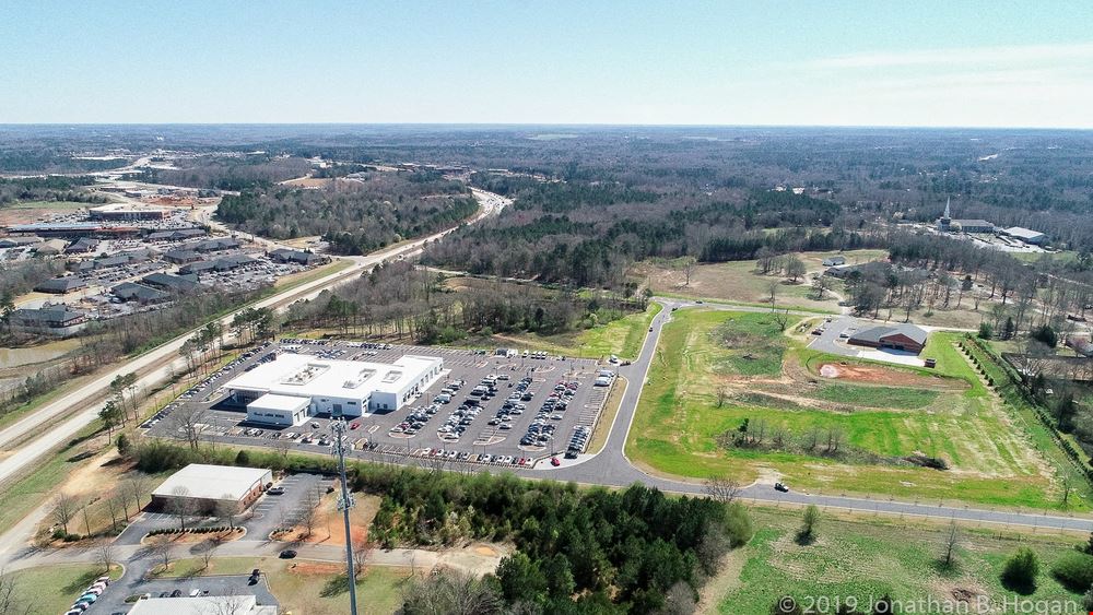 LUXURY DR COMMERCIAL LOT