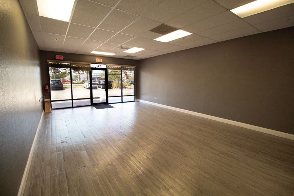 Retail/Office Condo in High-Traffic Port Charlotte Corridor