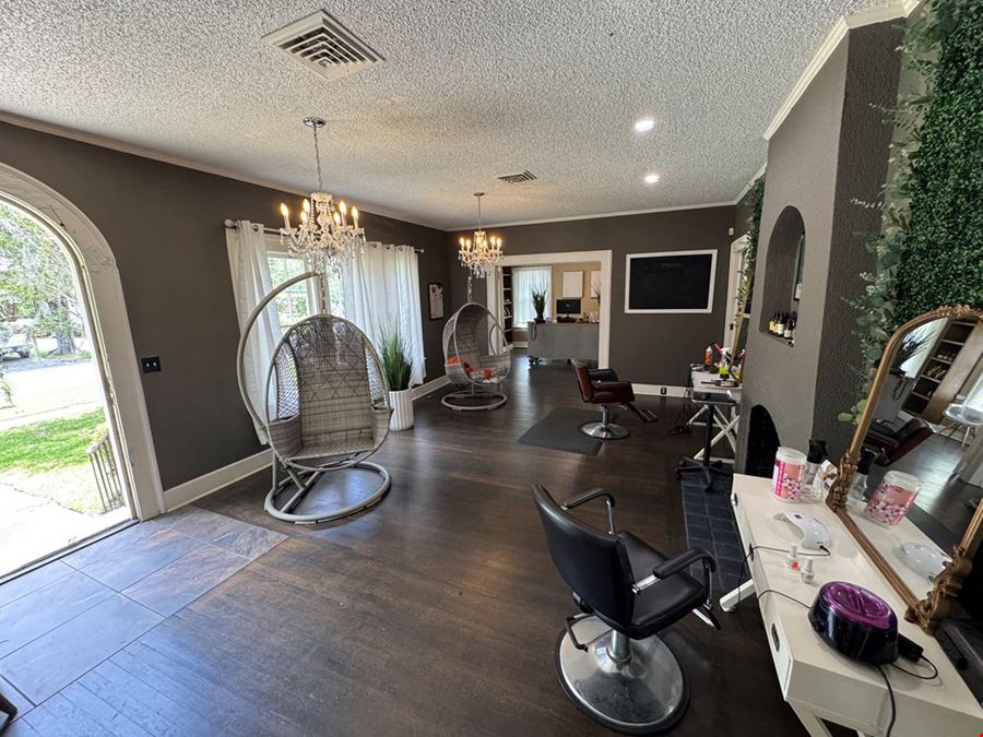 110 W Adair St