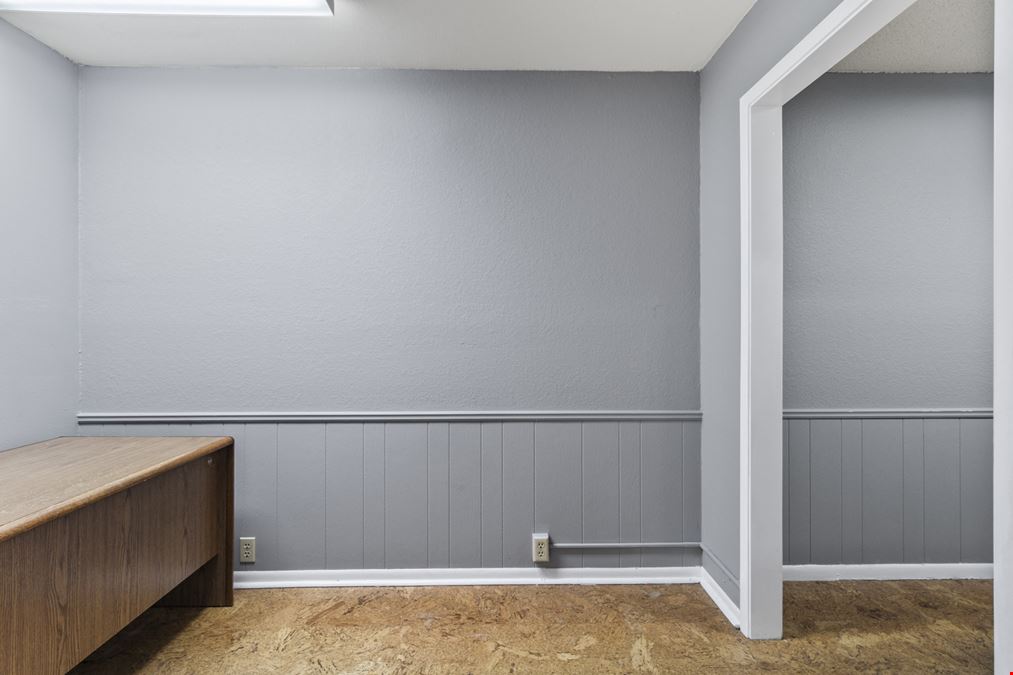 Medical/Office Suite for Lease – 1,314 Sq. Ft.