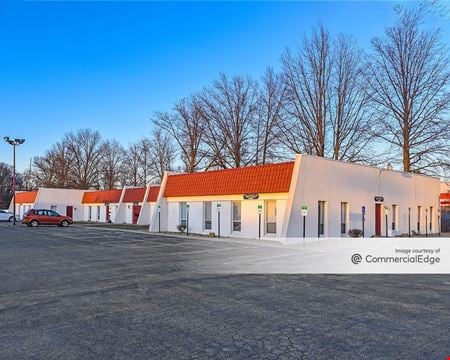 Preview of commercial space at 25 North Canfield Niles Road