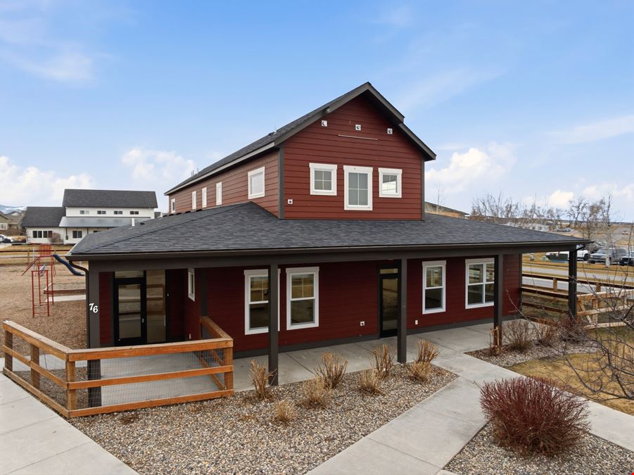 76 Willow Peak Drive