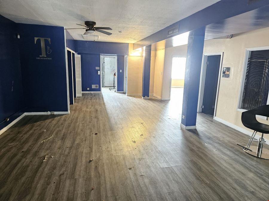 Loft Retail on Western Ave