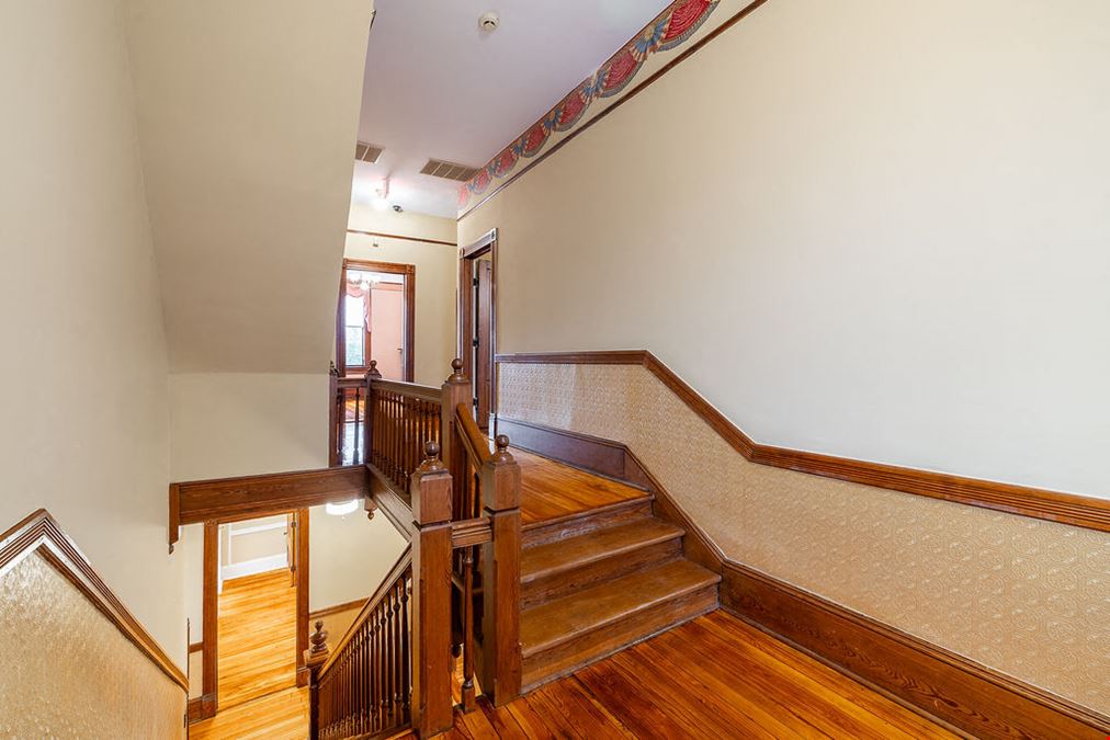 Newton-Gibson House