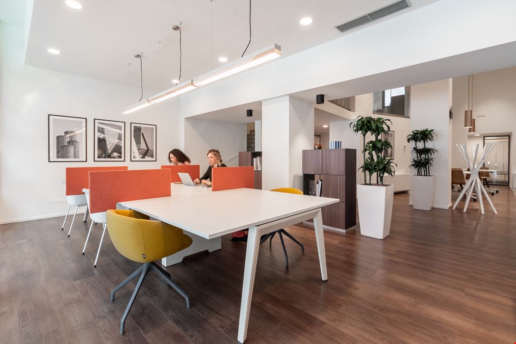 Regus - Jacksonville - Touchton Road
