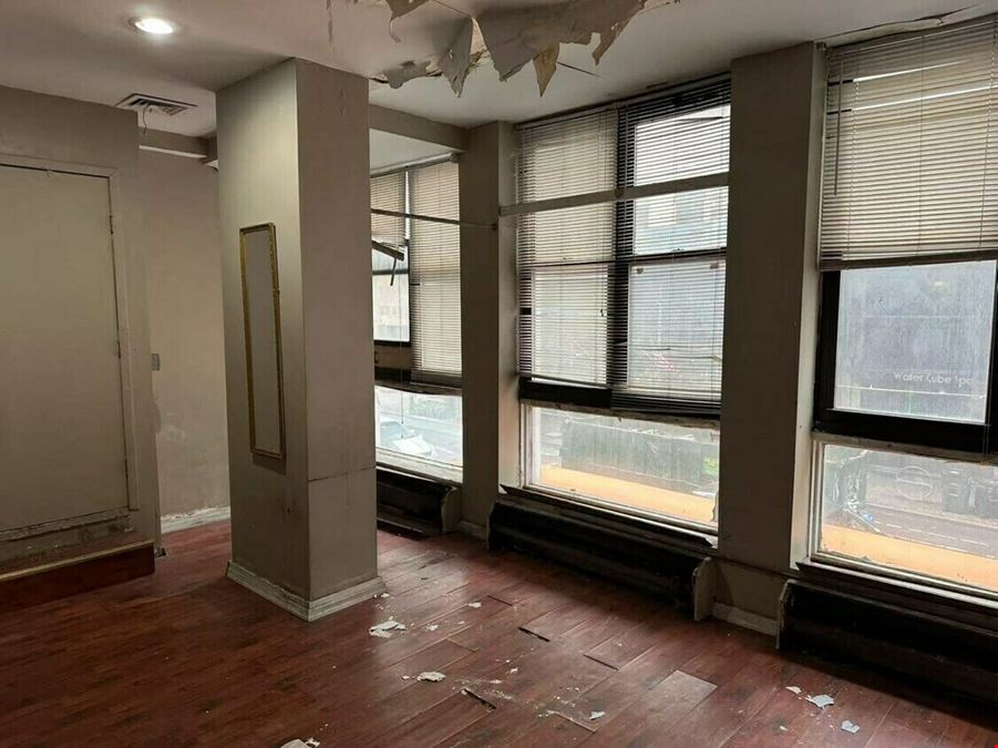 49 W 39th St