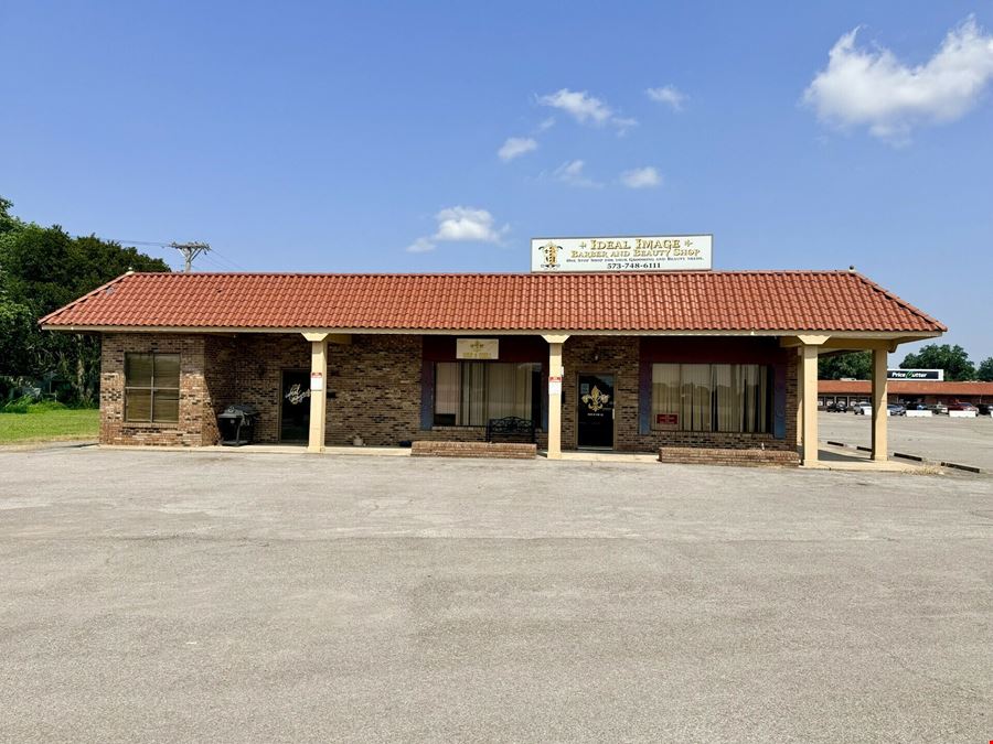 Villa Shopping Center