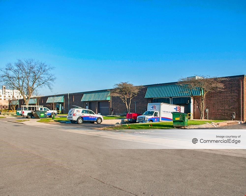 1401-1425 & 2800-2818 Centre Circle & 1400-1436 Brook Drive