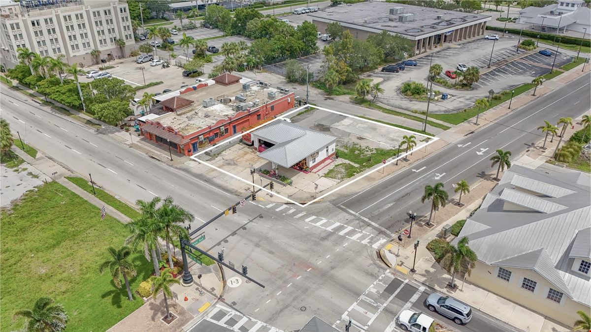 Free-standing Retail at Signalized Corner