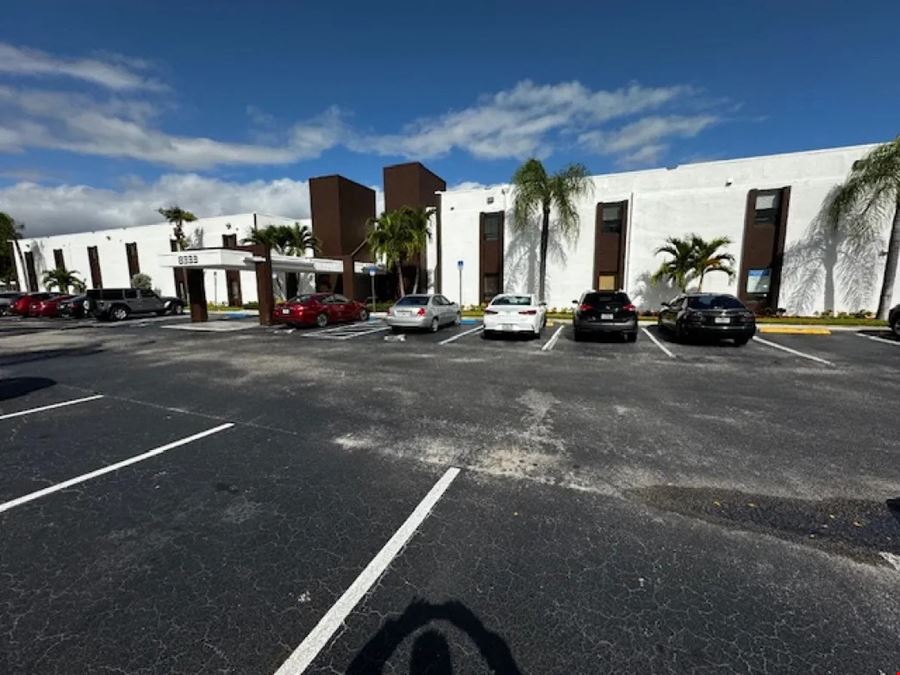 805 SF Suite 224 Professional and Medical Office Space
