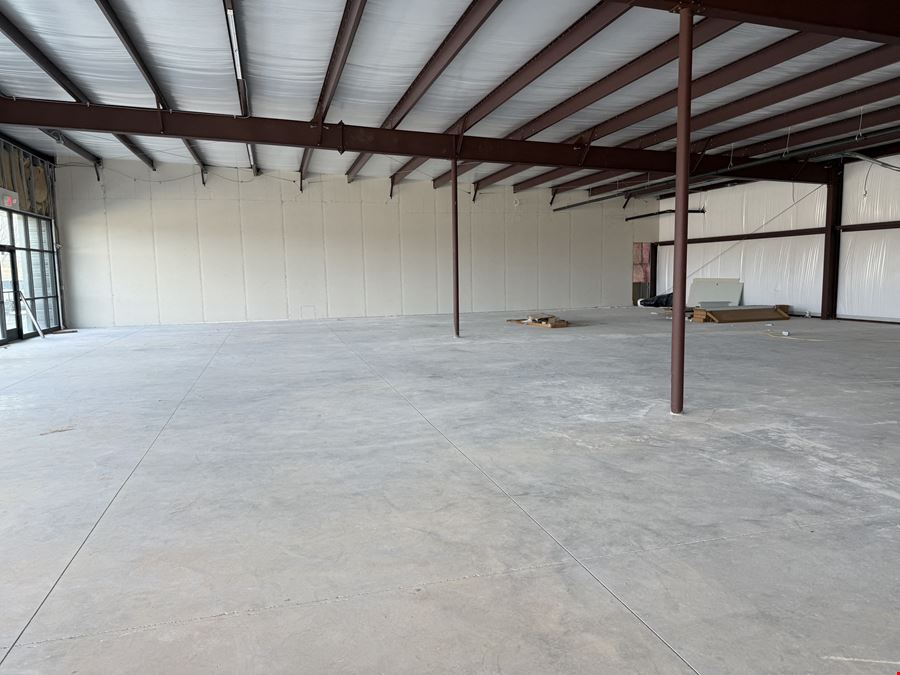 NEW CONSTRUCTION RETAIL FOR SALE OR LEASE IN NIXA
