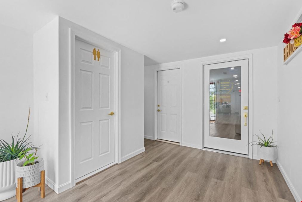 Class C Office or Retail Space for Lease in Lowell, MA