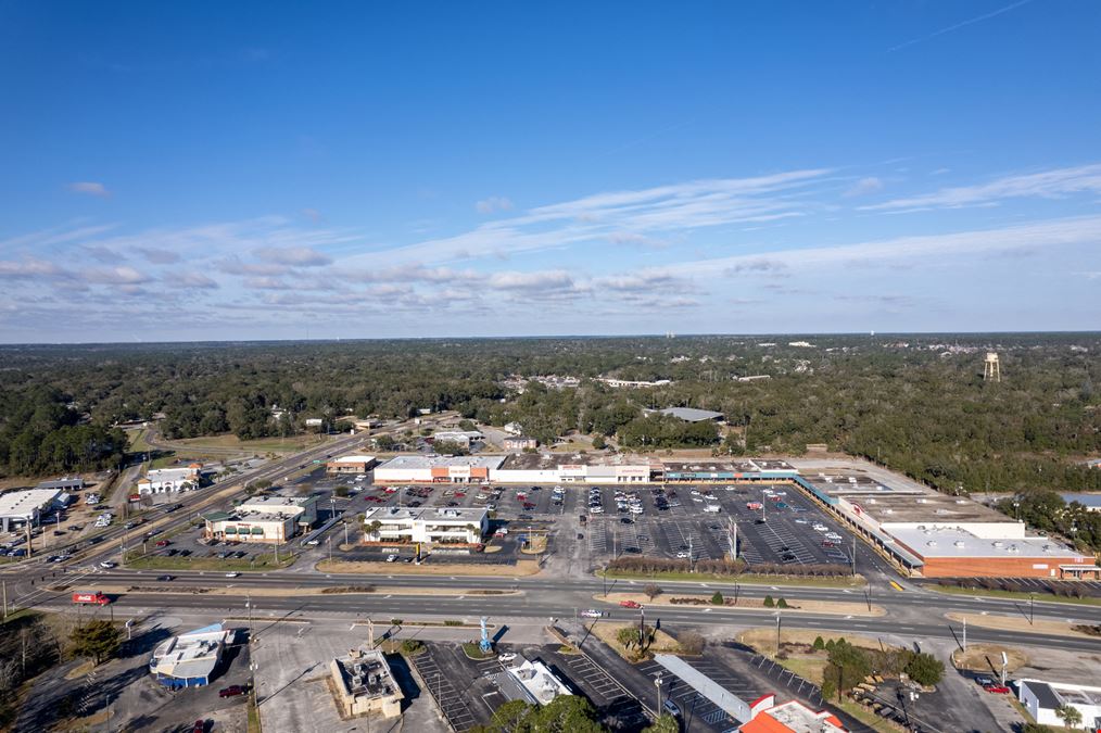 Six Flags Shopping Center