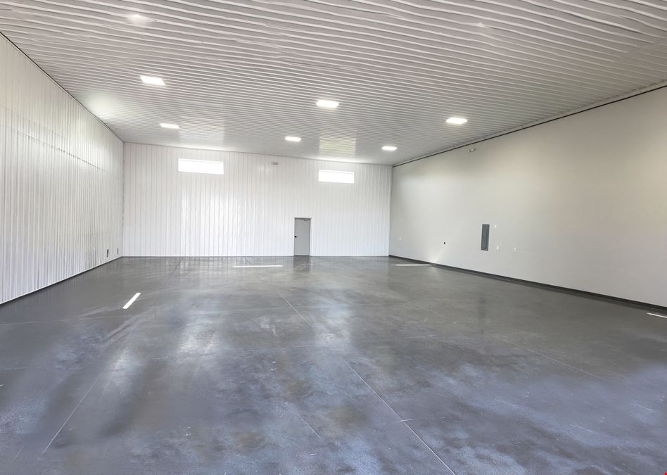 8302-8308 Estates Pkwy.