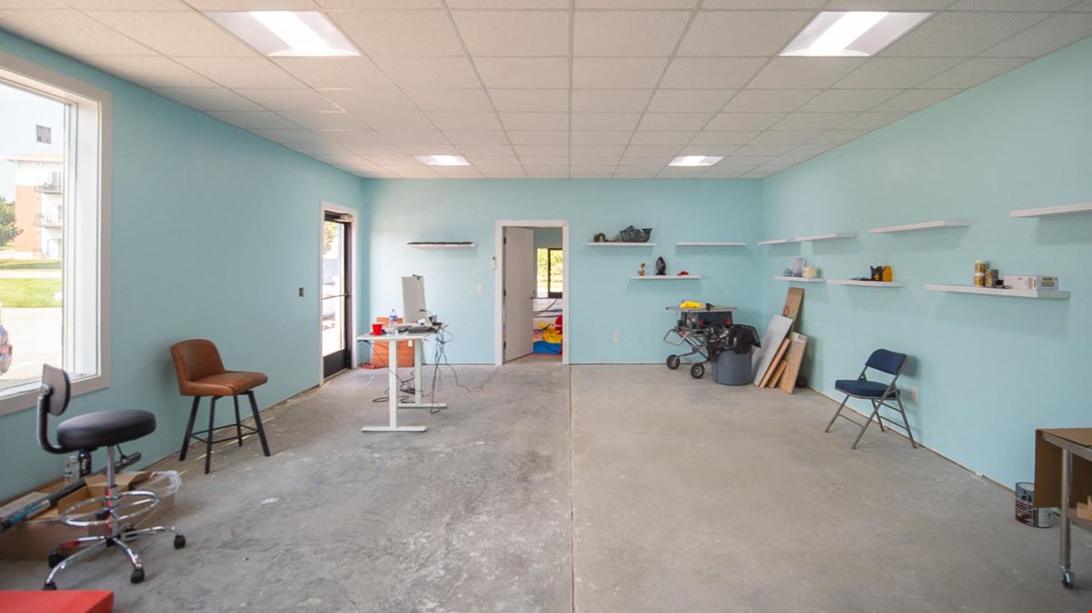Showroom-Quality Flex Facility | For Sale or Lease