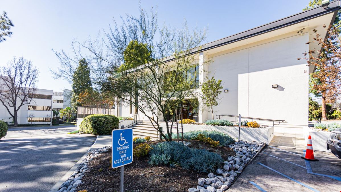 670 N Rosemead Blvd, Pasadena