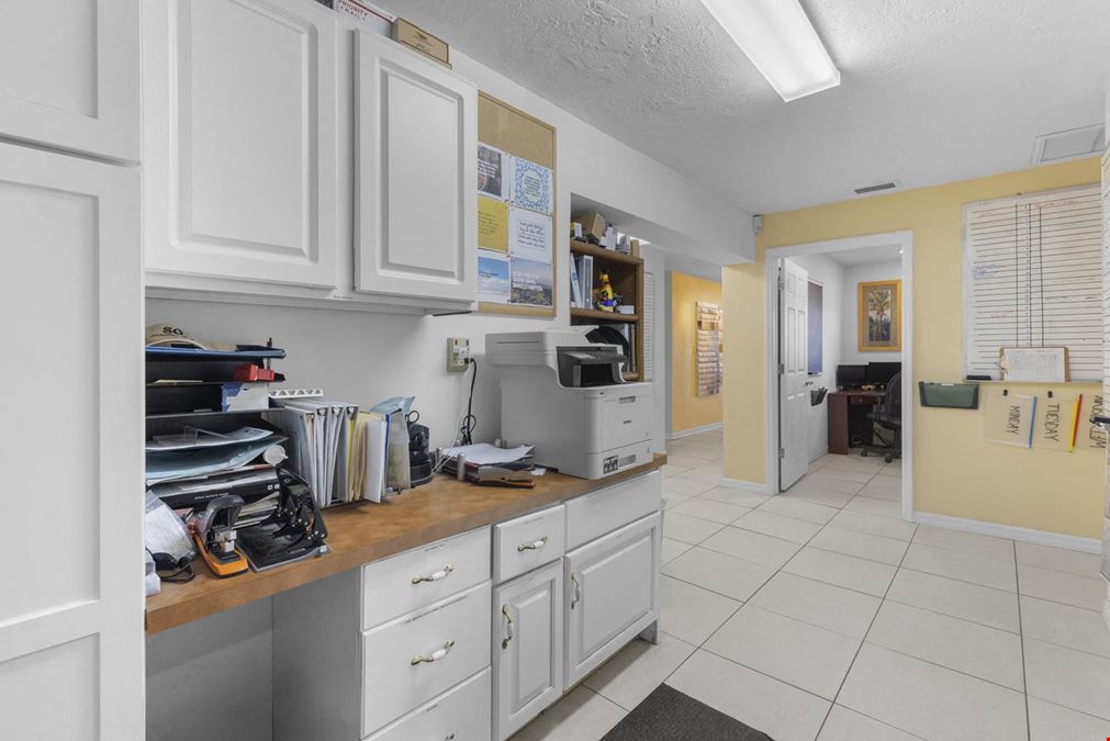 Palm Bay Retail, Office & Warehouse
