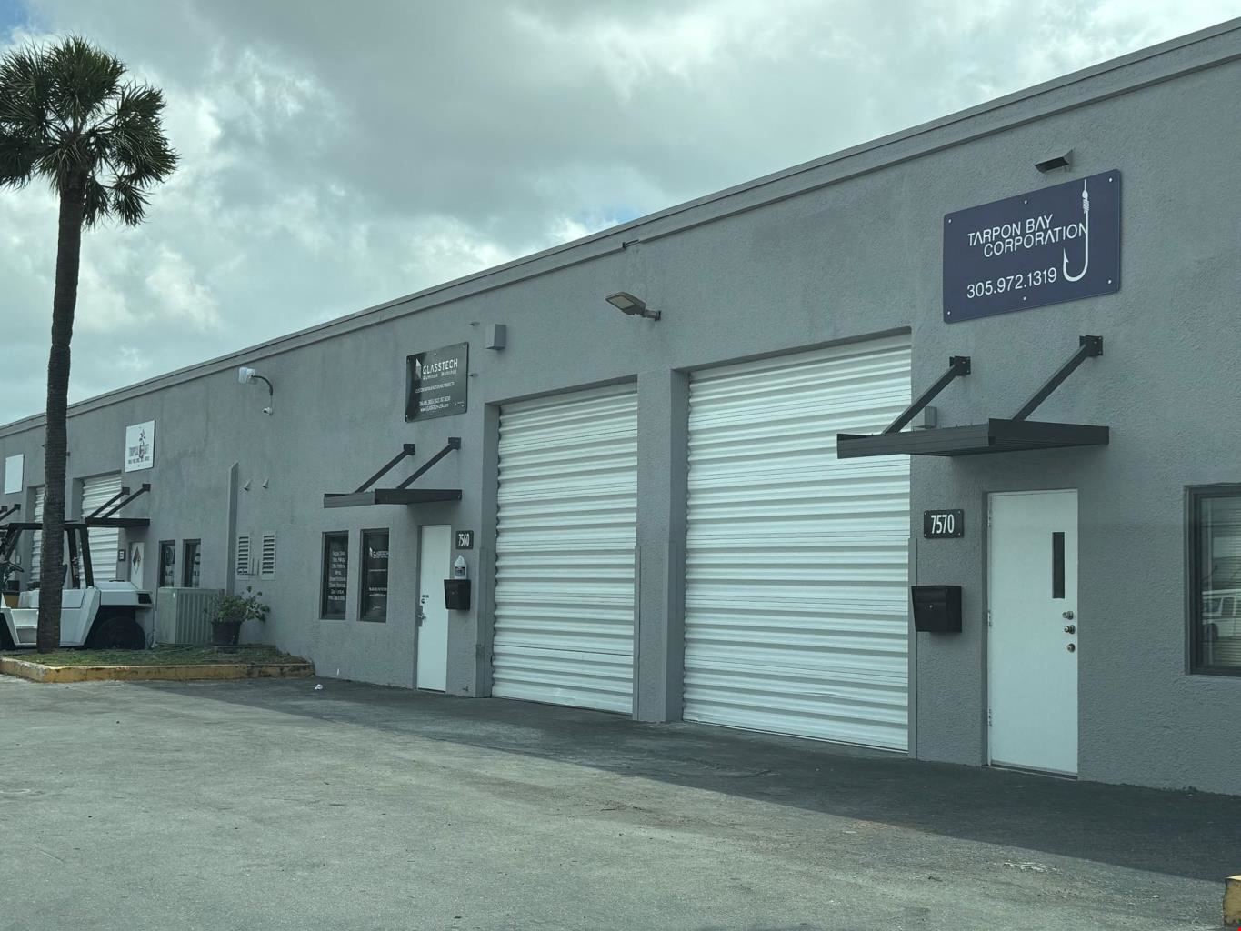 7736 NW 76th Ave