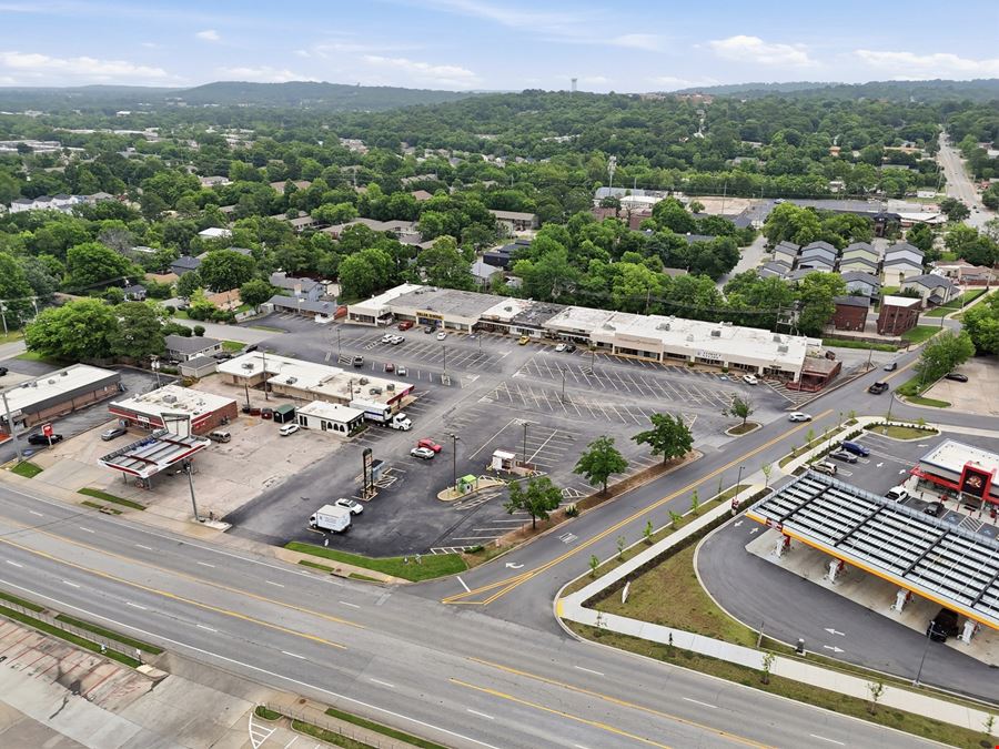 Oak Plaza
