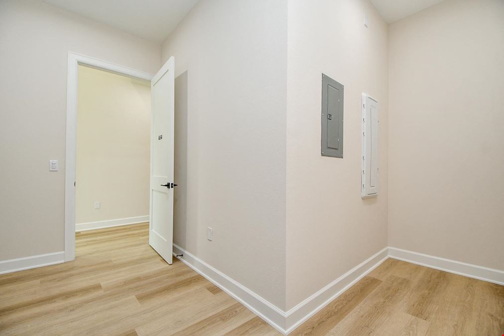 1325 Main St Unit 502